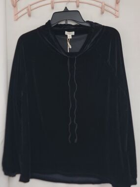 Dylan Black Velvet Hoodie Top - Women's